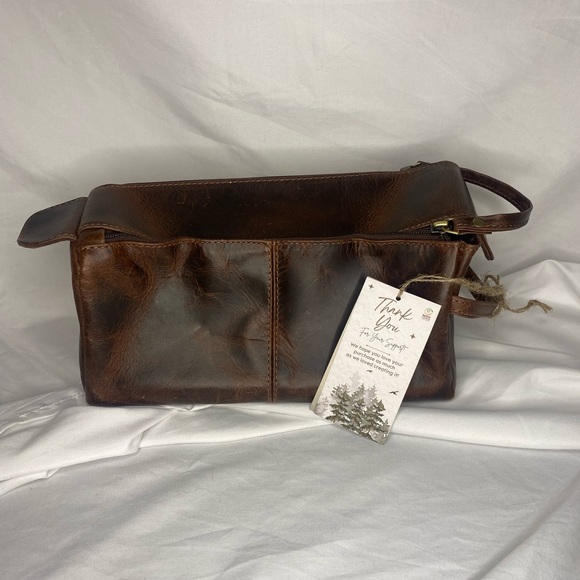 Leather Rustic Town Toiletry Bag - Picture 1 of 5
